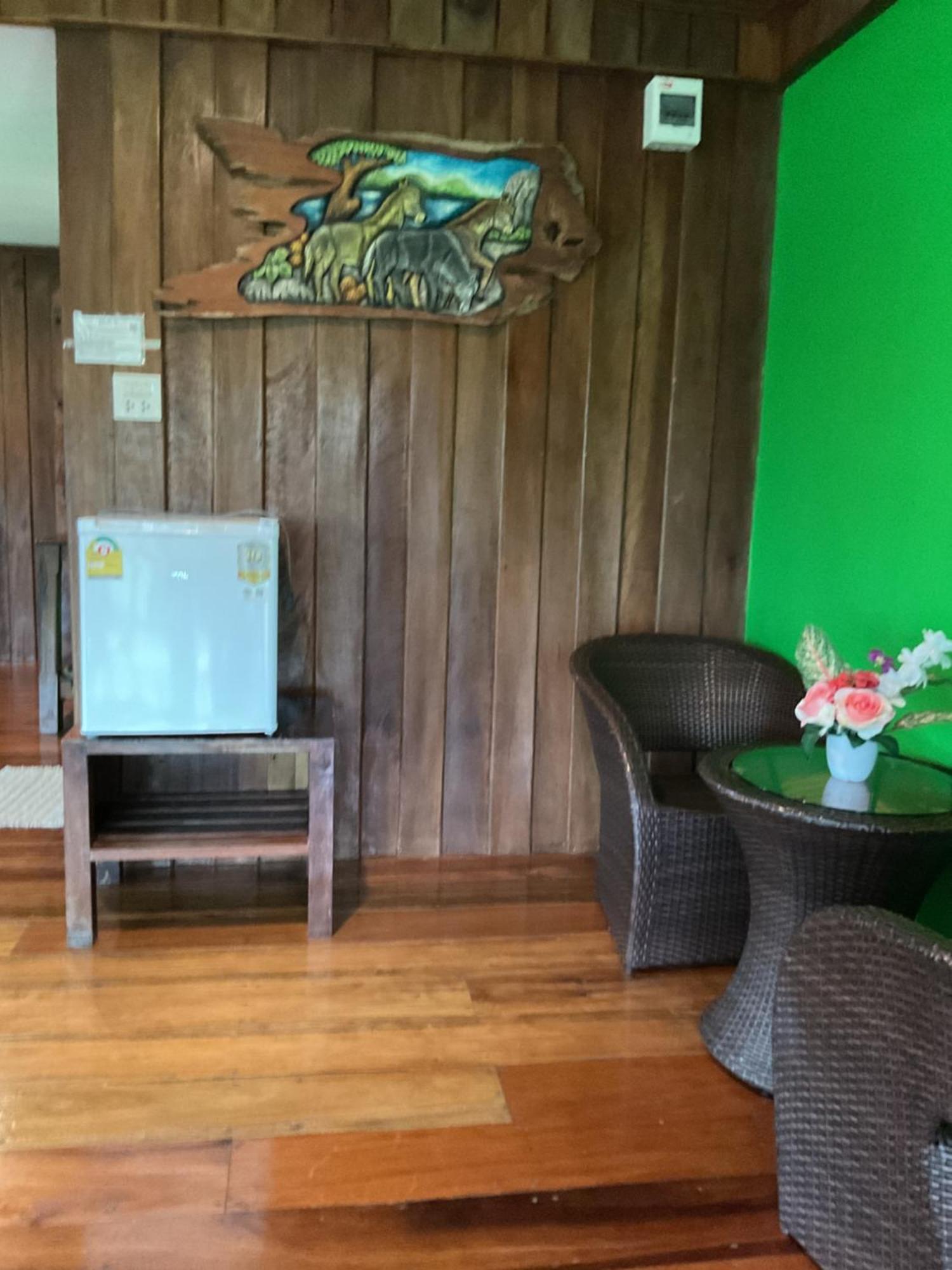 Kohjum Freedom Resort Koh Jum Exterior photo